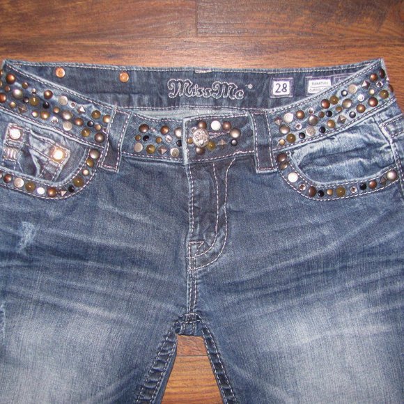 Miss Me Jeans Size 28 Signature Cuffed Capri studded embellished distressed - Picture 5 of 12